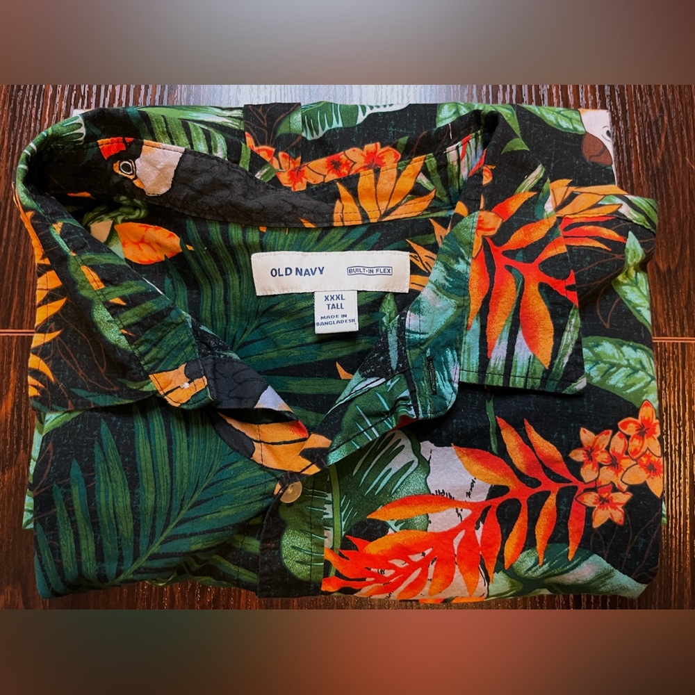 Old Navy Men’s XXXL Hawaiian Shirt